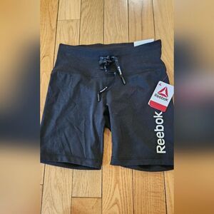 Reebok Women's Athletic Shorts Size Small Black
